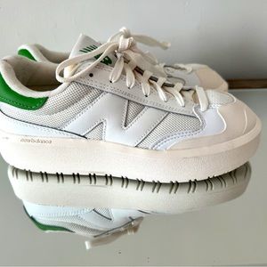 New Balance white CT 302 Men’s Size 7          never worn no box